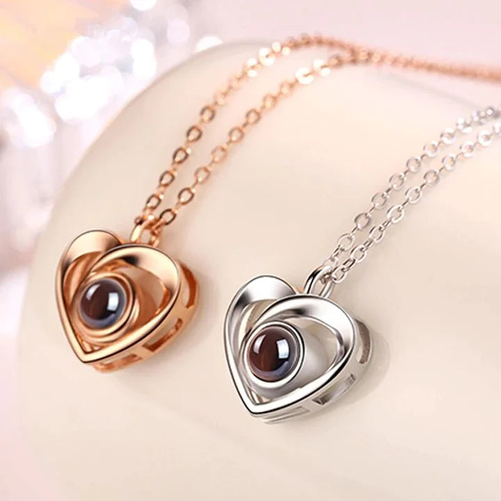 Colar Amor Eterno Personalizável - Grave uma foto para eternizar um momento especial e surpreenda seu amor -  Frete Grátis - BLACK FRIDAY